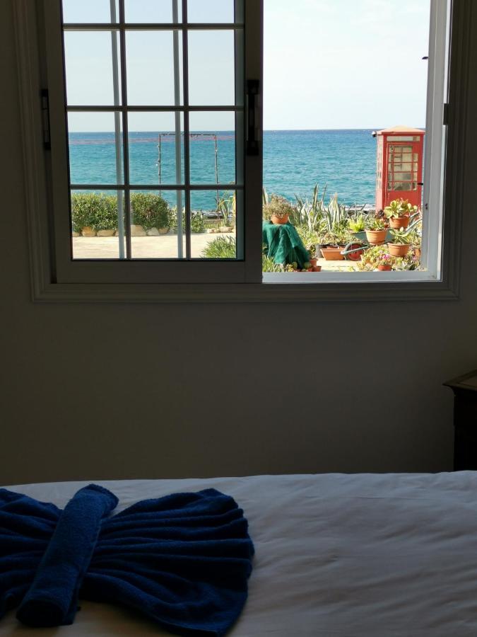 Anastasia Apartment Agia Marina  ภายนอก รูปภาพ